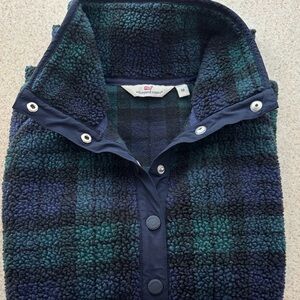 Vineyard Vines Navy and Green Check Fleece size medium